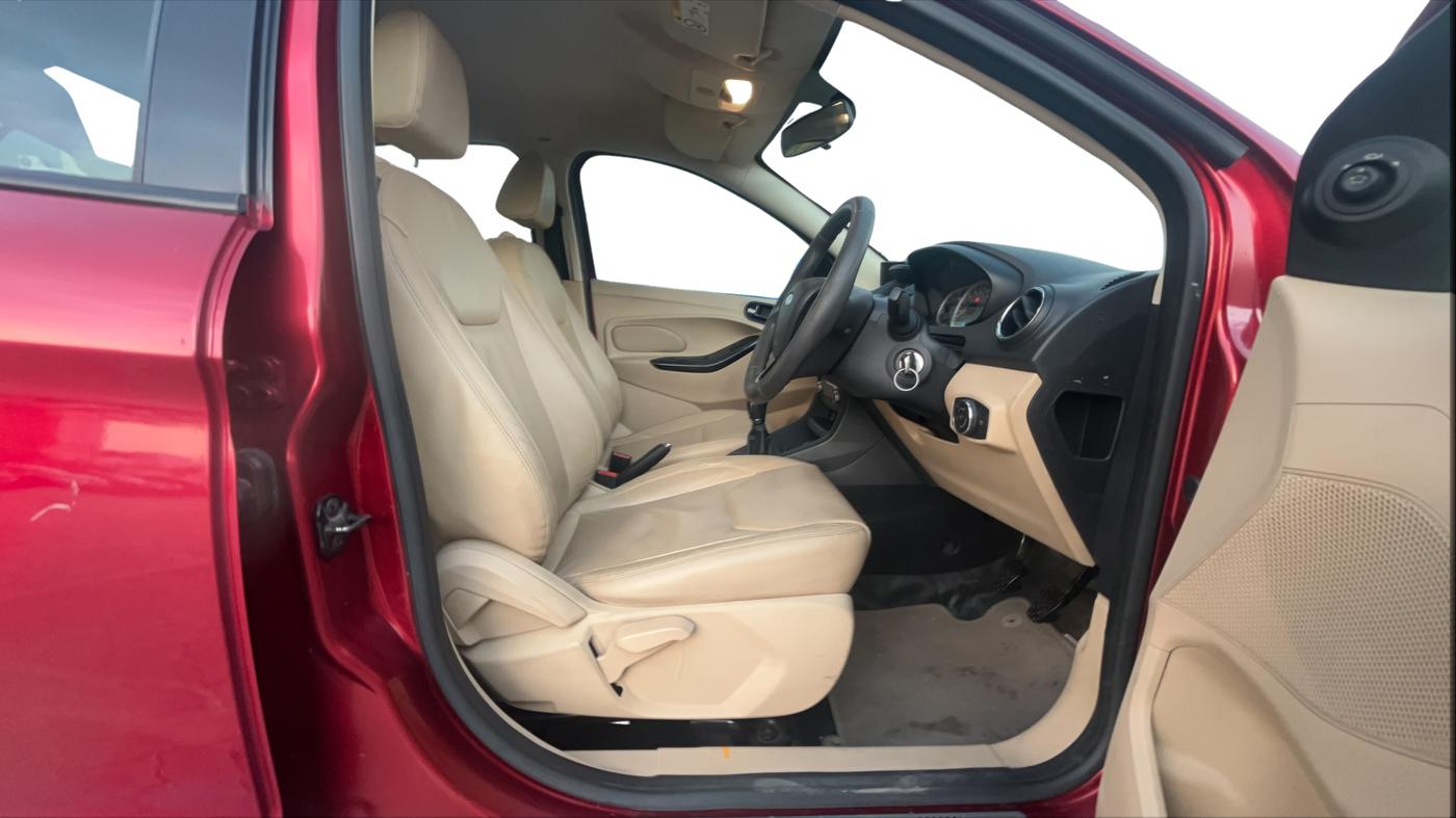 2017 Ford Figo Aspire TITANIUM1.5 DIESEL, Diesel, Manual, 63,512 km, Right Side Front Door Cabin