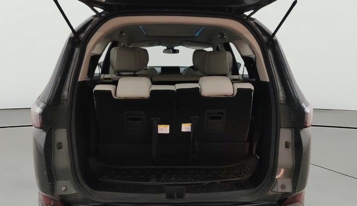 2023 Tata Safari XZ PLUS, Diesel, Manual, 21,229 km, Boot Open Zoomed View