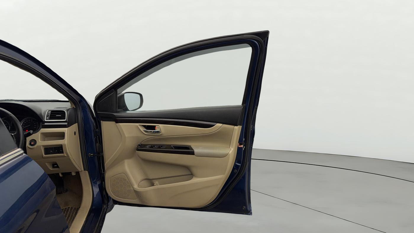 2018 Maruti Ciaz ALPHA  AT 1.4  PETROL, Petrol, Automatic, 61,561 km, RHS Front Door