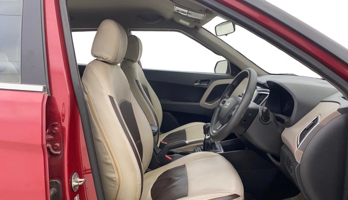 2017 Hyundai Creta SX PLUS 1.6 PETROL, Petrol, Manual, 43,603 km, Right Side Front Door Cabin