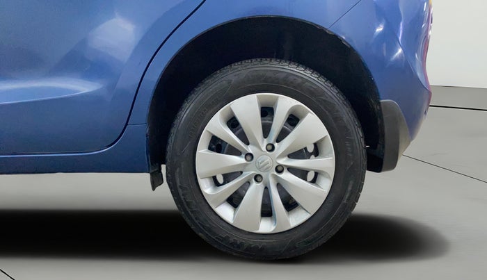 2017 Maruti Baleno DELTA PETROL 1.2, Petrol, Manual, 37,899 km, Left Rear Wheel