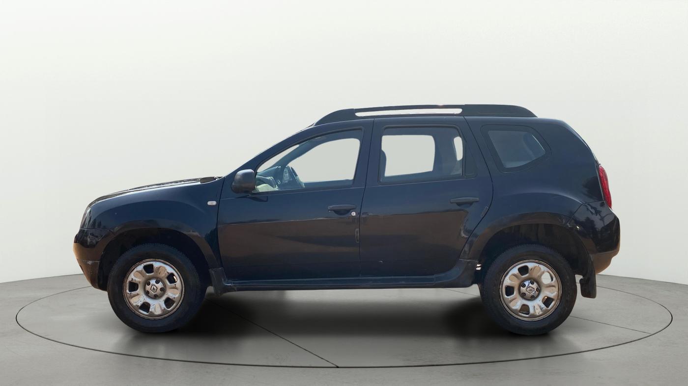 2014 Renault Duster RXE PETROL, Petrol, Manual, 1,47,587 km, Left Side