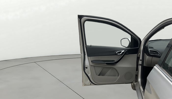 2018 Tata Tiago XZA PETROL, Petrol, Automatic, 42,455 km, LHS Front Door