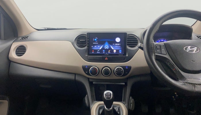 2015 Hyundai Xcent S (O) 1.2, Petrol, Manual, 79,588 km, Air Conditioner