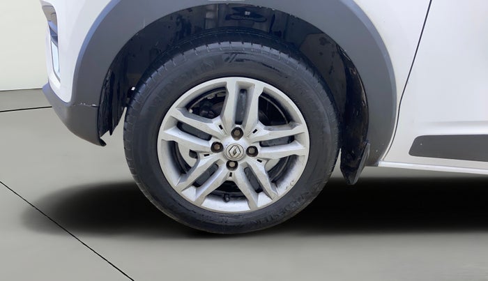 2020 Renault TRIBER RXZ AMT, CNG, Automatic, 89,715 km, Left Front Wheel