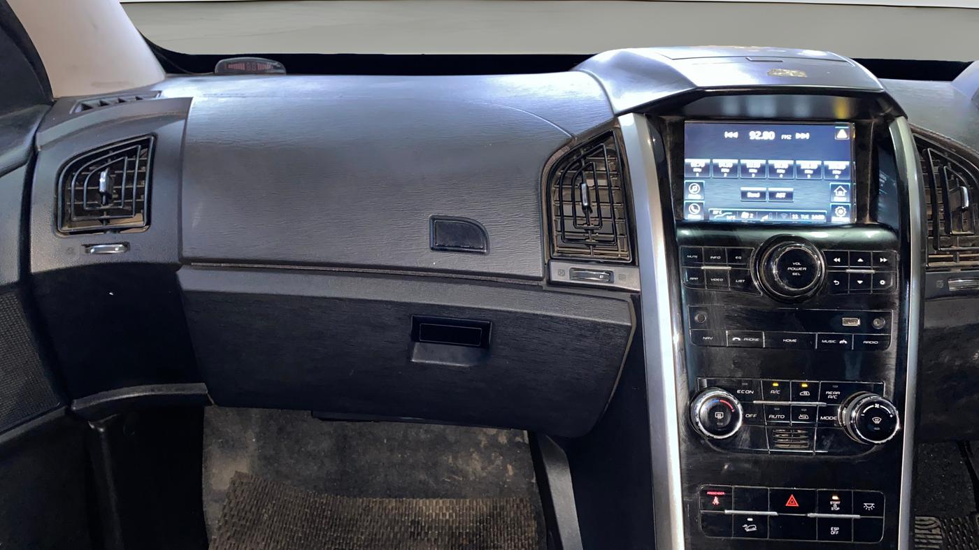 2019 Mahindra XUV500 W9, Diesel, Manual, 77,303 km, Air Conditioner