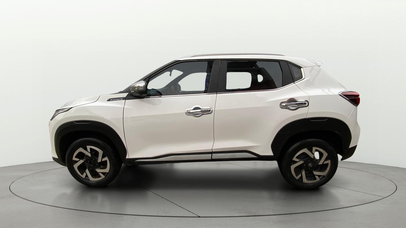 2023 Nissan MAGNITE XV PREMIUM, Petrol, Manual, 17,337 km, Left Side