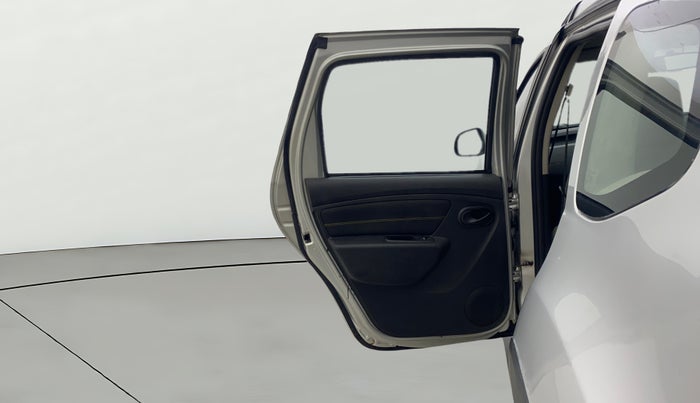 2017 Renault Duster 85 PS RXS SANDSTORM EDITION DIESEL, Diesel, Manual, 1,16,512 km, LHS Rear Door