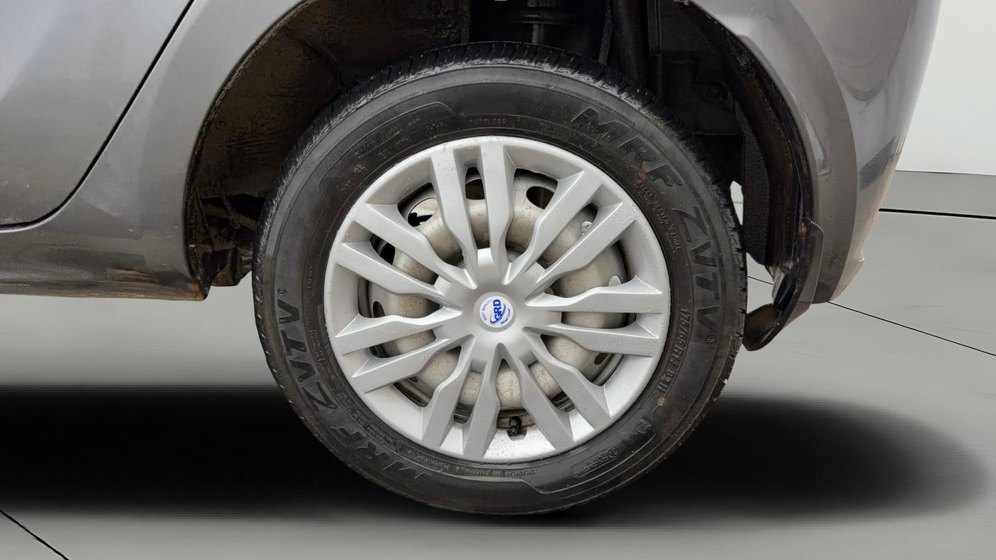 2022 Tata Tiago XE PETROL, Petrol, Manual, 27,764 km, Left Front Wheel