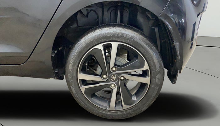 2021 Tata ALTROZ XZ PLUS PETROL DARK EDITION, Petrol, Manual, 36,554 km, Left Rear Wheel