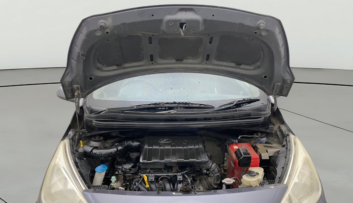 2017 Hyundai Grand i10 SPORTZ 1.2 KAPPA VTVT, Petrol, Manual, 1,03,882 km, Open Bonet