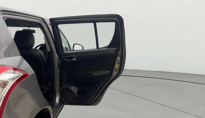 2013 Maruti Swift VXI, Petrol, Manual, 1,15,028 km, RHS Rear Door