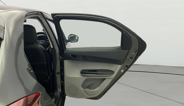 2021 Tata Tiago XT PETROL, Petrol, Manual, 97,121 km, RHS Rear Door