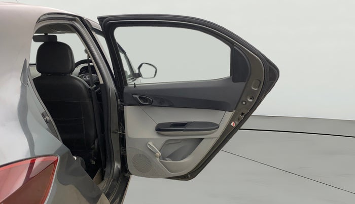 2020 Tata Tiago XE PETROL, CNG, Manual, 56,442 km, RHS Rear Door