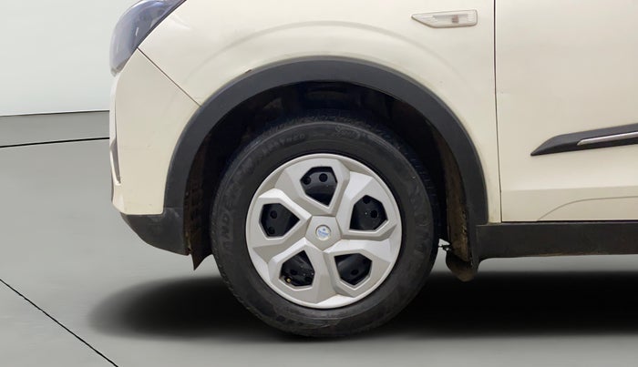 2020 Mahindra XUV300 W4 1.2 PETROL, Petrol, Manual, 61,281 km, Left Front Wheel