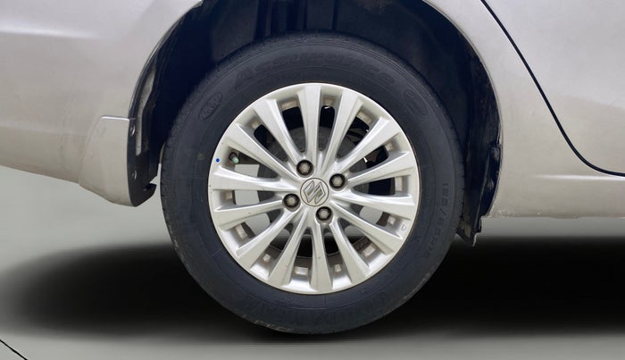 2018 Maruti Ciaz DELTA 1.5 SHVS MT PETROL, Petrol, Manual, 29,750 km, Right Rear Wheel