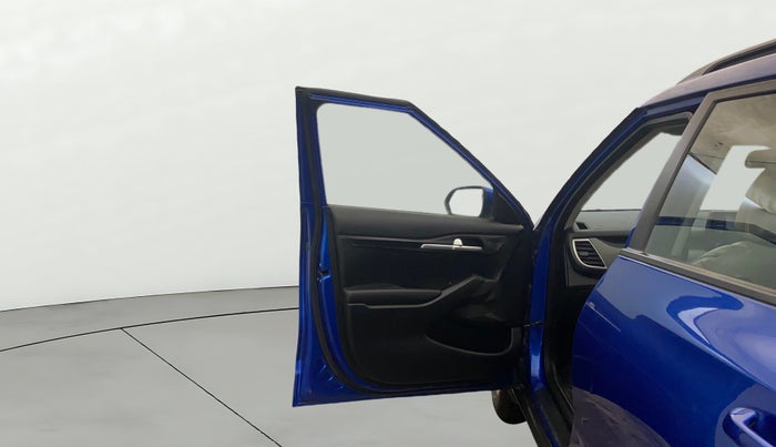 2020 KIA SELTOS HTK PLUS 1.5, Petrol, Manual, 73,344 km, LHS Front Door