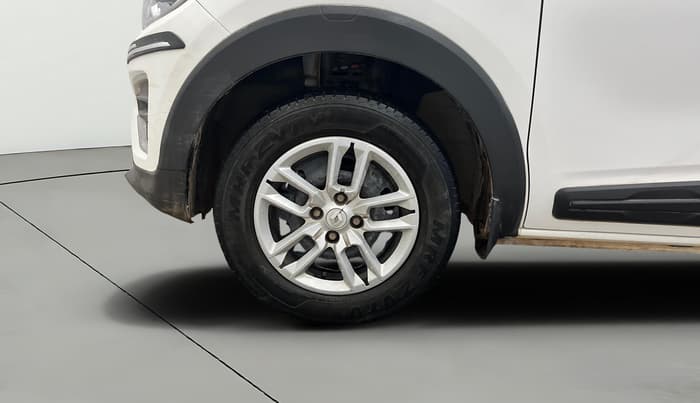 2024 Renault TRIBER RXT, Petrol, Manual, 30,558 km, Left Front Wheel