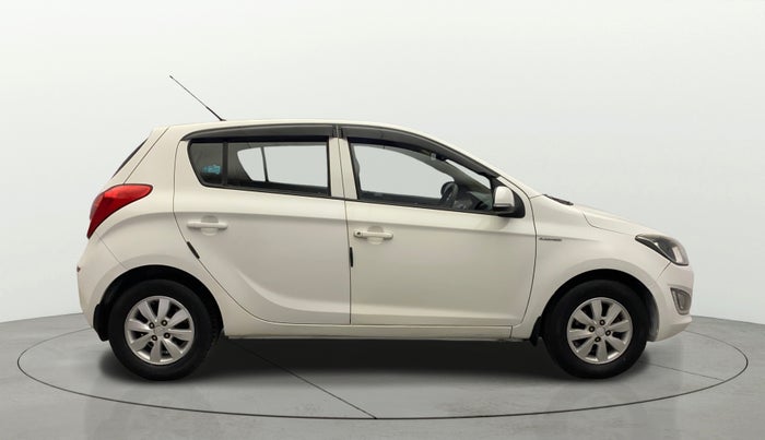 2012 Hyundai i20 SPORTZ 1.4 AT, Petrol, Automatic, 99,234 km, Right Side View