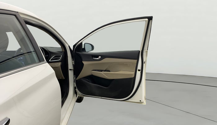 2020 Hyundai Verna SX 1.5 VTVT, Petrol, Manual, 78,881 km, RHS Front Door