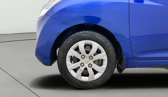 2014 Hyundai Eon SPORTZ, Petrol, Manual, 45,678 km, Left Front Wheel