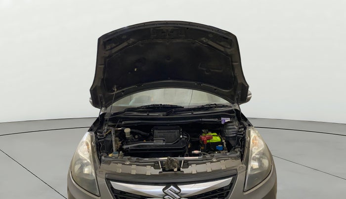 2015 Maruti Swift Dzire VXI, CNG, Manual, 69,570 km, Open Bonet