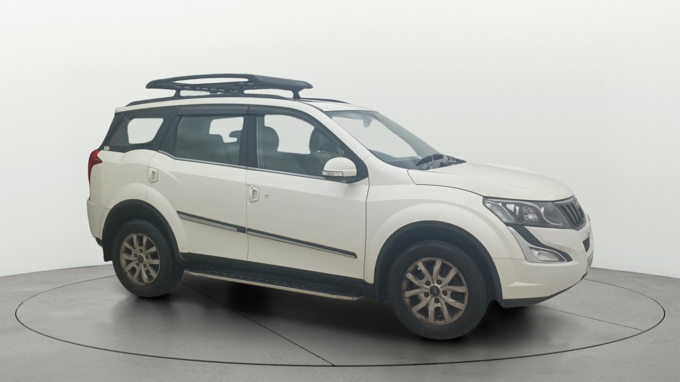 2017 Mahindra XUV500 W10 AT, Diesel, Automatic, 69,270 km, SRP
