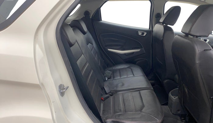 2014 Ford Ecosport TITANIUM 1.5L DIESEL (OPT), Diesel, Manual, 63,342 km, Right Side Rear Door Cabin