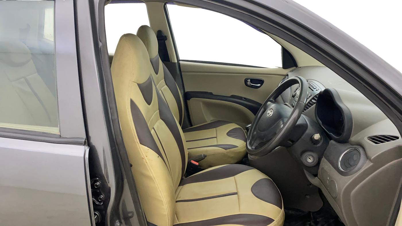 2013 Hyundai i10 SPORTZ 1.2, Petrol, Manual, 72,493 km, Right Side Front Door Cabin