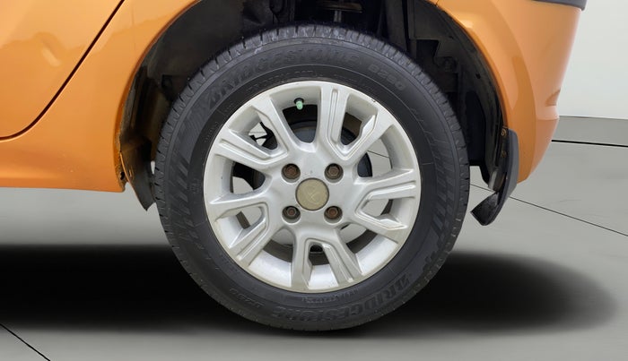2017 Tata Tiago XZ PETROL, Petrol, Manual, 80,480 km, Left Rear Wheel