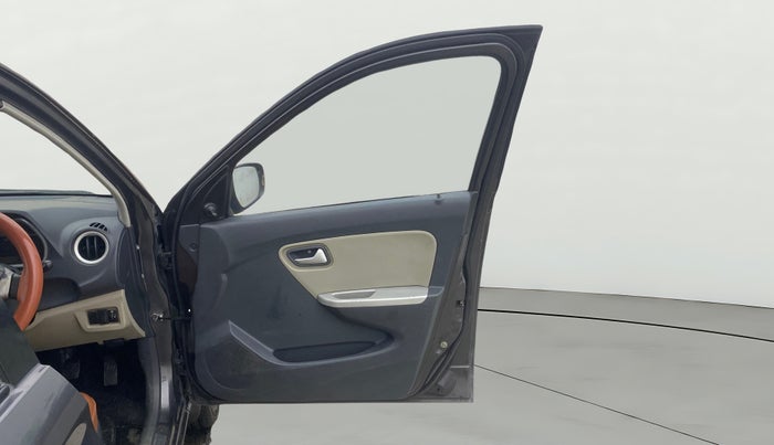 2015 Maruti Alto K10 VXI, Petrol, Manual, 1,27,598 km, RHS Front Door