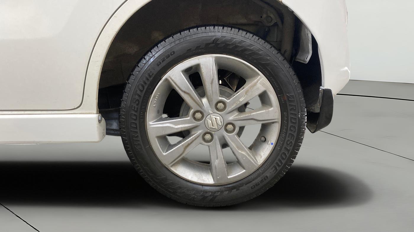 2016 Maruti Wagon R Stingray VXI AMT(O), Petrol, Automatic, 56,343 km, Left Rear Wheel