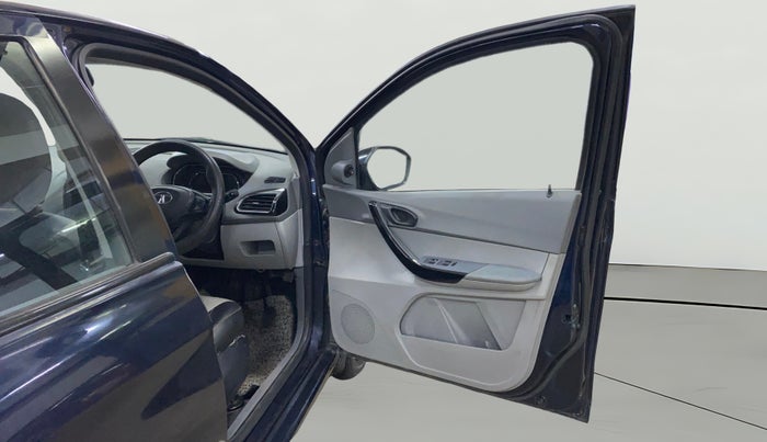 2022 Tata TIGOR XZ PETROL, Petrol, Manual, 44,464 km, RHS Front Door