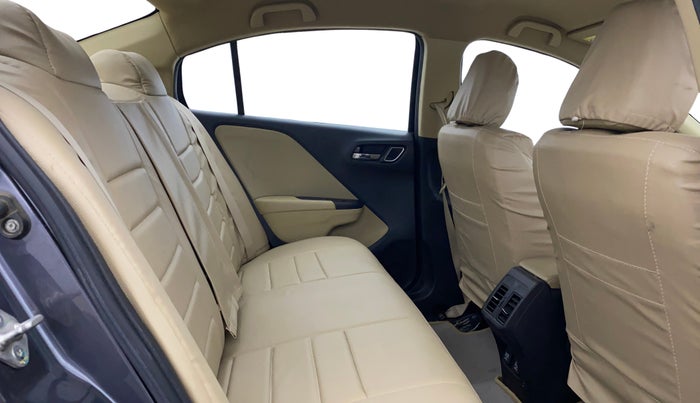 2020 Honda City 1.5L I-VTEC V MT, Petrol, Manual, 96,503 km, Right Side Rear Door Cabin