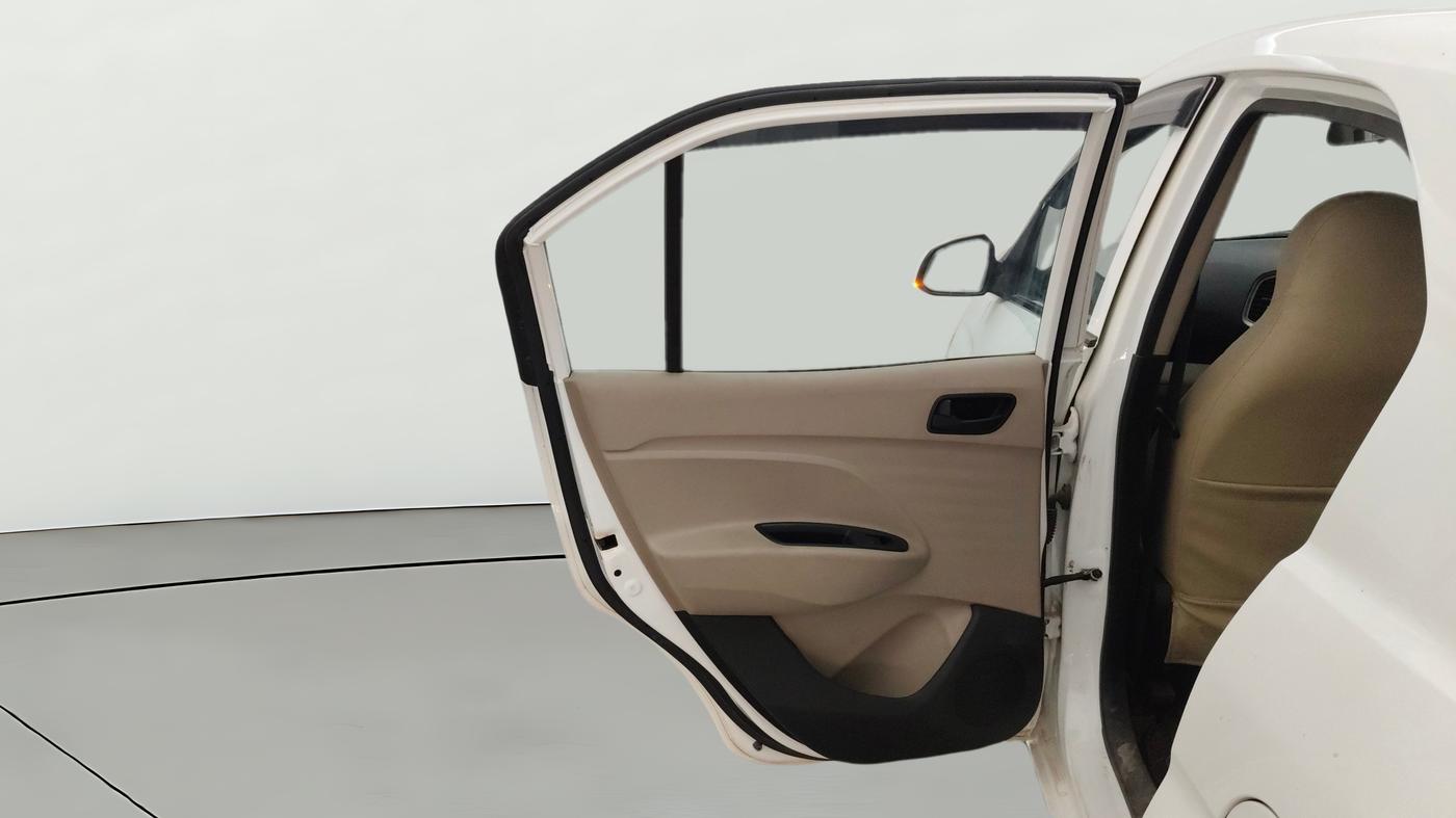 2022 Hyundai NEW SANTRO SPORTZ EXECUTIVE MT CNG, CNG, Manual, 61,834 km, LHS Rear Door