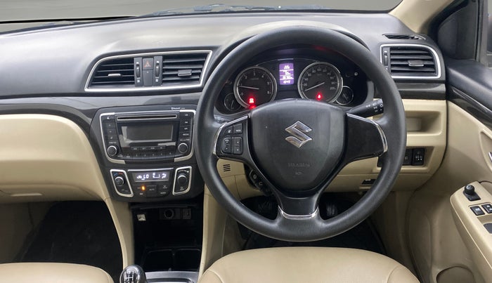2014 Maruti Ciaz ZDI+, Diesel, Manual, 96,782 km, Steering Wheel Close Up