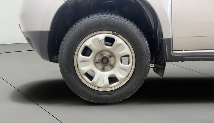 2013 Renault Duster 85 PS RXL DIESEL, Diesel, Manual, 91,073 km, Left Front Wheel