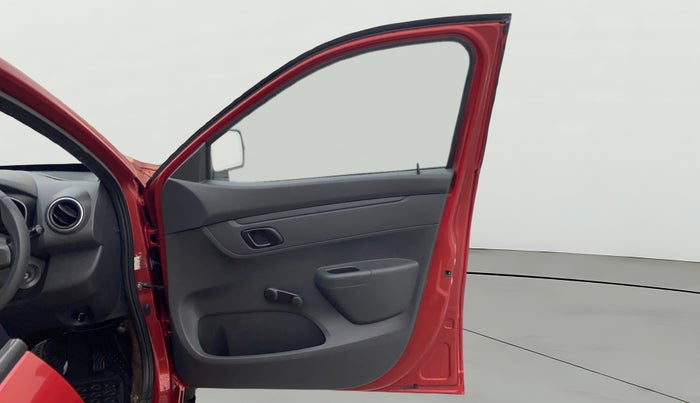 2016 Renault Kwid RXL, Petrol, Manual, 31,819 km, RHS Front Door