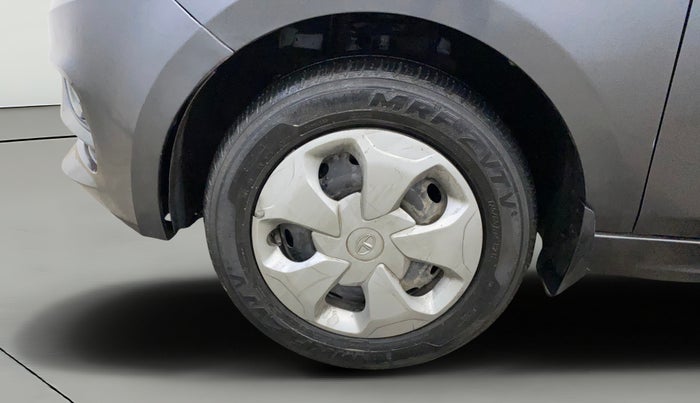 2023 Tata TIGOR XM CNG, CNG, Manual, 27,937 km, Left Front Wheel