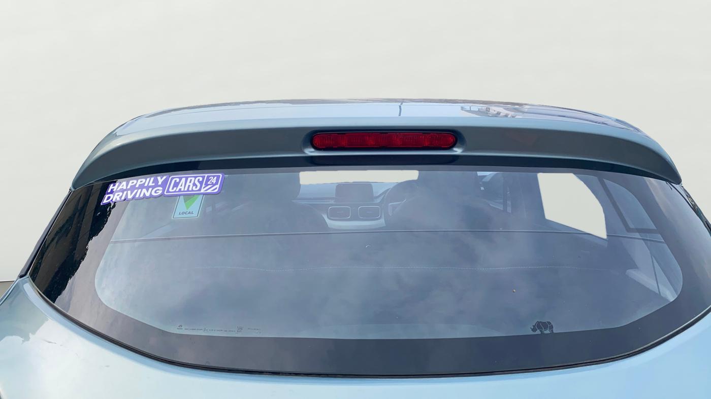 2023 Tata PUNCH ACCOMPLISHED AMT, Petrol, Automatic, 5,147 km, Rear Windshield
