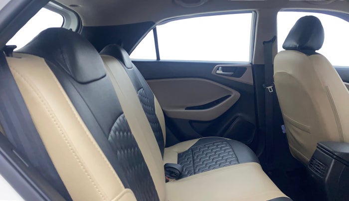 2018 Hyundai Elite i20 ASTA 1.2  CVT, Petrol, Automatic, 20,578 km, Right Side Rear Door Cabin