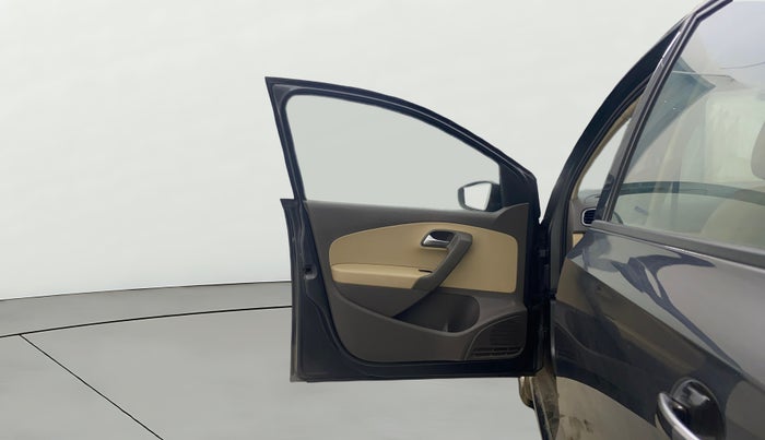 2016 Volkswagen Vento HIGHLINE PETROL AT, Petrol, Automatic, 56,035 km, LHS Front Door