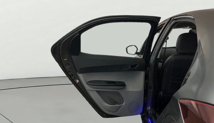 2022 Tata Tiago XT CNG, CNG, Manual, 70,332 km, LHS Rear Door