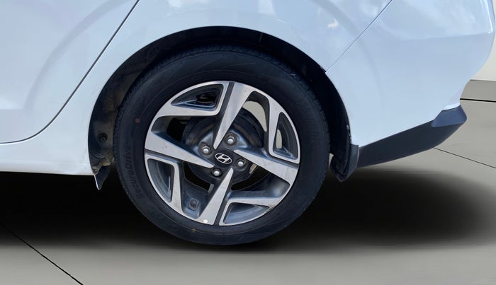 2020 Hyundai AURA SX PLUS 1.2 AMT, CNG, Automatic, 1,03,686 km, Left Rear Wheel