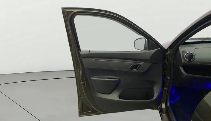 2019 Renault Kwid RXL, Petrol, Manual, 43,673 km, LHS Front Door