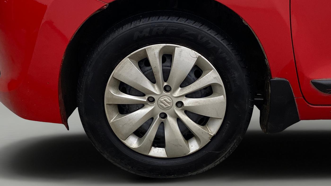 2017 Maruti Baleno DELTA PETROL 1.2, Petrol, Manual, 41,197 km, Left Front Wheel