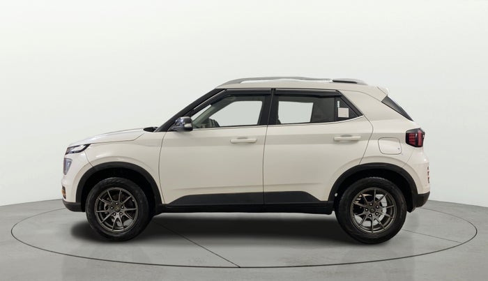 2023 Hyundai VENUE SX 1.2 PETROL, Petrol, Manual, 11,228 km, Left Side