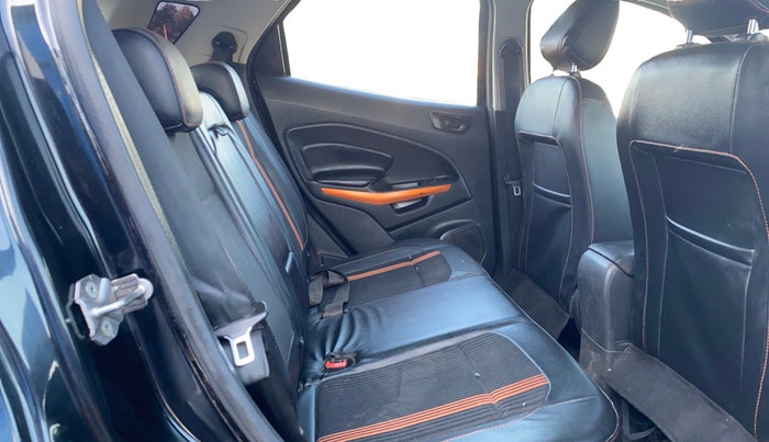 2019 Ford Ecosport TITANIUM 1.5L SPORTS(SUNROOF) DIESEL, Diesel, Manual, 61,452 km, Right Side Rear Door Cabin