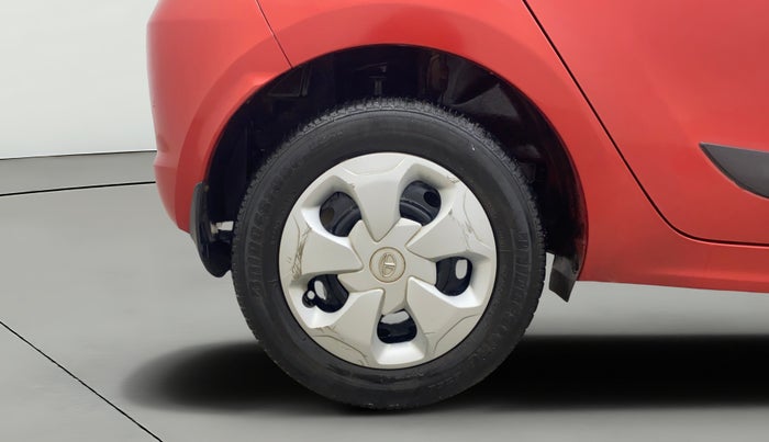 2017 Tata Tiago XZ PETROL, Petrol, Manual, 31,714 km, Right Rear Wheel