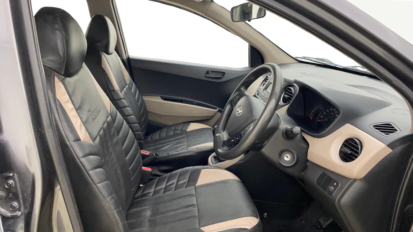 2019 Hyundai Xcent S 1.2, Petrol, Manual, 72,577 km, Right Side Front Door Cabin